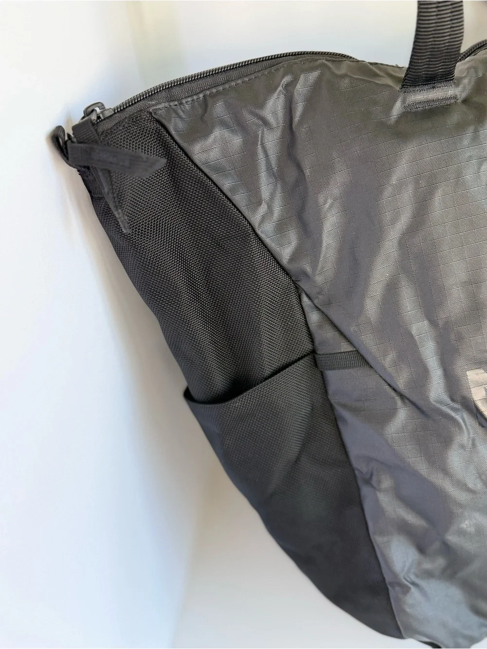 The North Face Stratoliner 20L Black Duffel Tote Bag with Carrying Bag